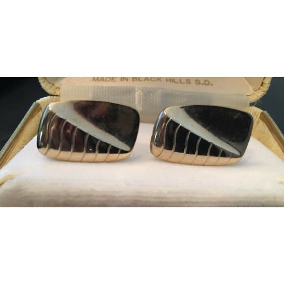 VTG Gold Tone Etched Design Cufflinks - Picture 1 of 3